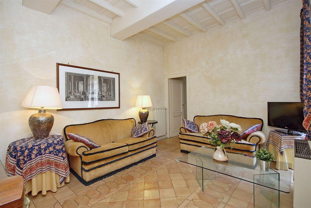 Gambero Luxury * Rome